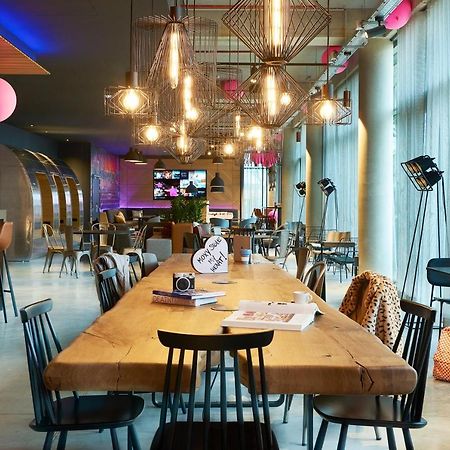 Готель Moxy Paris Charles De Gaulle Airport Руассі-ан-Франс Екстер'єр фото